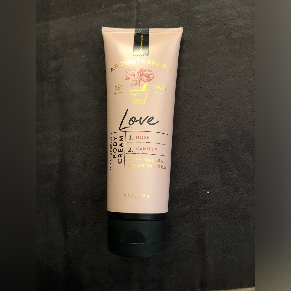 Bath & Body Works Love Aromatherapy Moisturizing Body Cream - Rose and Vanilla